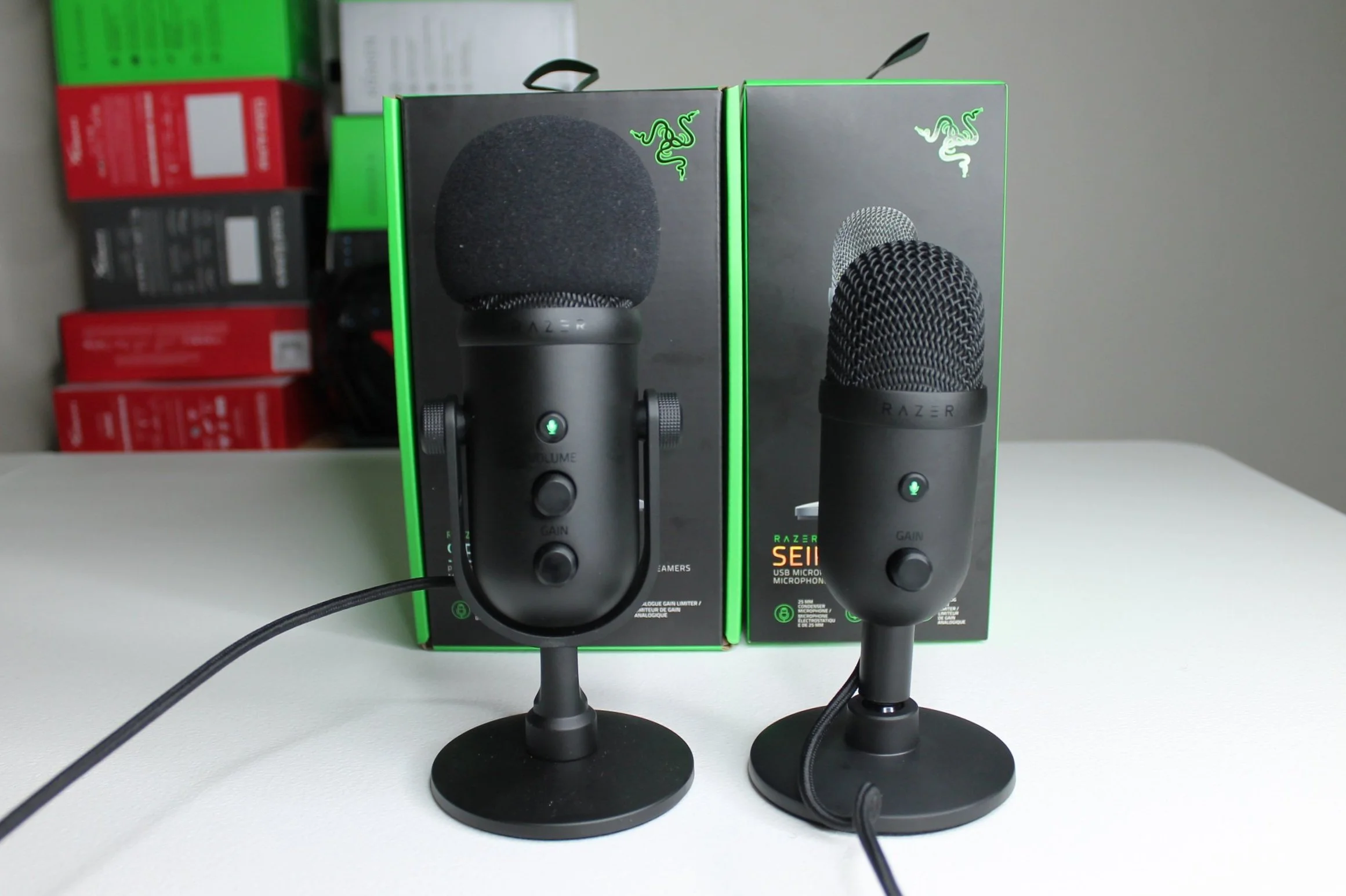 Razer Seiren V2 Pro vs Seiren V2 X — Stream Tech Reviews by BadIntent